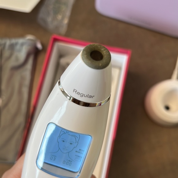 Silk’n Revit Prestige Microdermabrasion - Picture 12 of 16